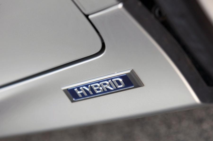  Lexus GS450h 2011 года  (фото 161 из 208)